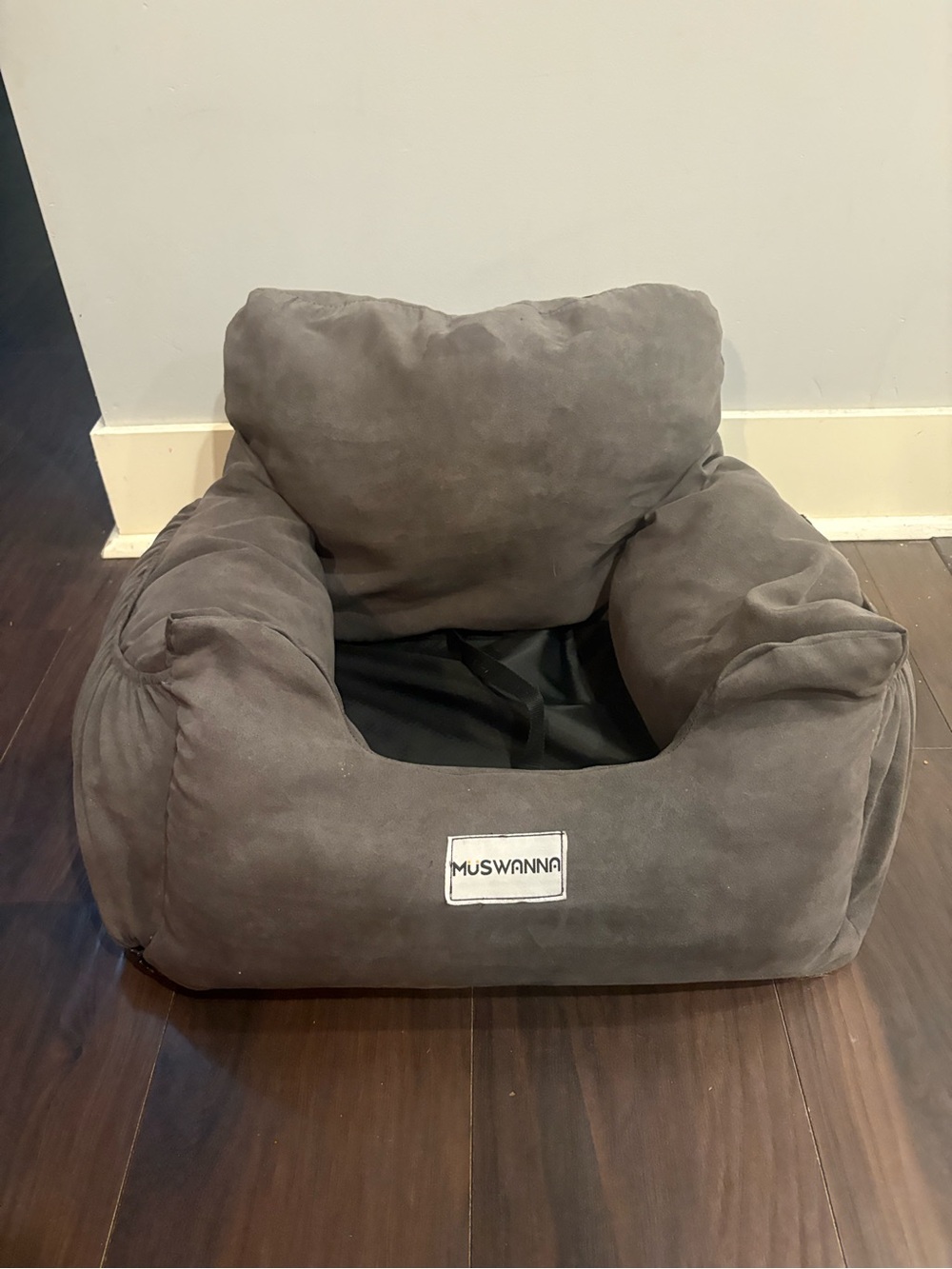 Muswanna Small Dog Bed / Pet Car Seat – Gray